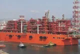 Phát hiện 'nhà máy nổi' dài 376 m rời Trung Quốc đến địa điểm cách xa 12.000 km - cung cấp hơn 2 triệu tấn 'vàng lỏng' mỗi năm