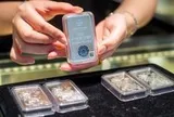 Bạc bật tăng vượt mốc 60 USD/ounce, thị trường chờ đợi điều gì?