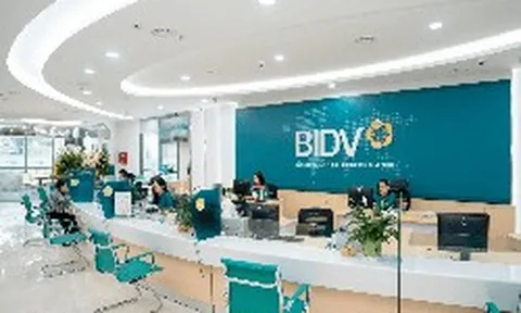 Từ 1/7, khách hàng dưới 35 tuổi tại Vietcombank, Agribank, BIDV, VietinBank, MB,... đồng loạt đón tin vui