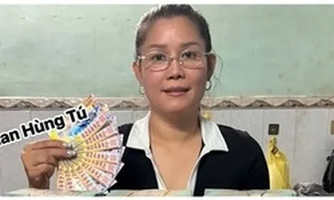 Đại lý tìm khách hàng trúng độc đắc 32 vé xổ số miền Nam