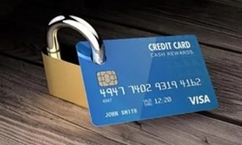 Tài khoản ngân hàng bị phong tỏa ngay lập tức nếu rơi vào 4 trường hợp sau