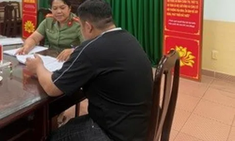 Công an điều tra các giao dịch ngân hàng tới hơn 100 tỷ đồng: Một người đàn ông bị mời lên làm việc
